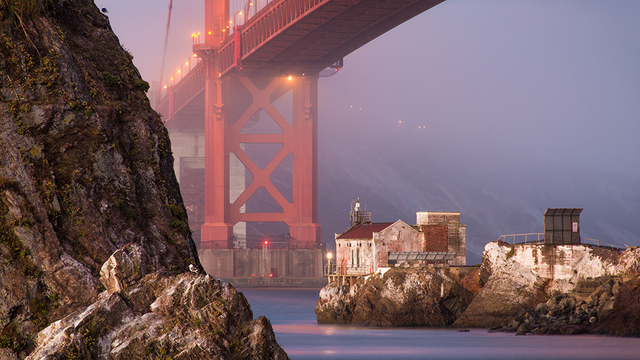 unique Golden Gate Bridge view