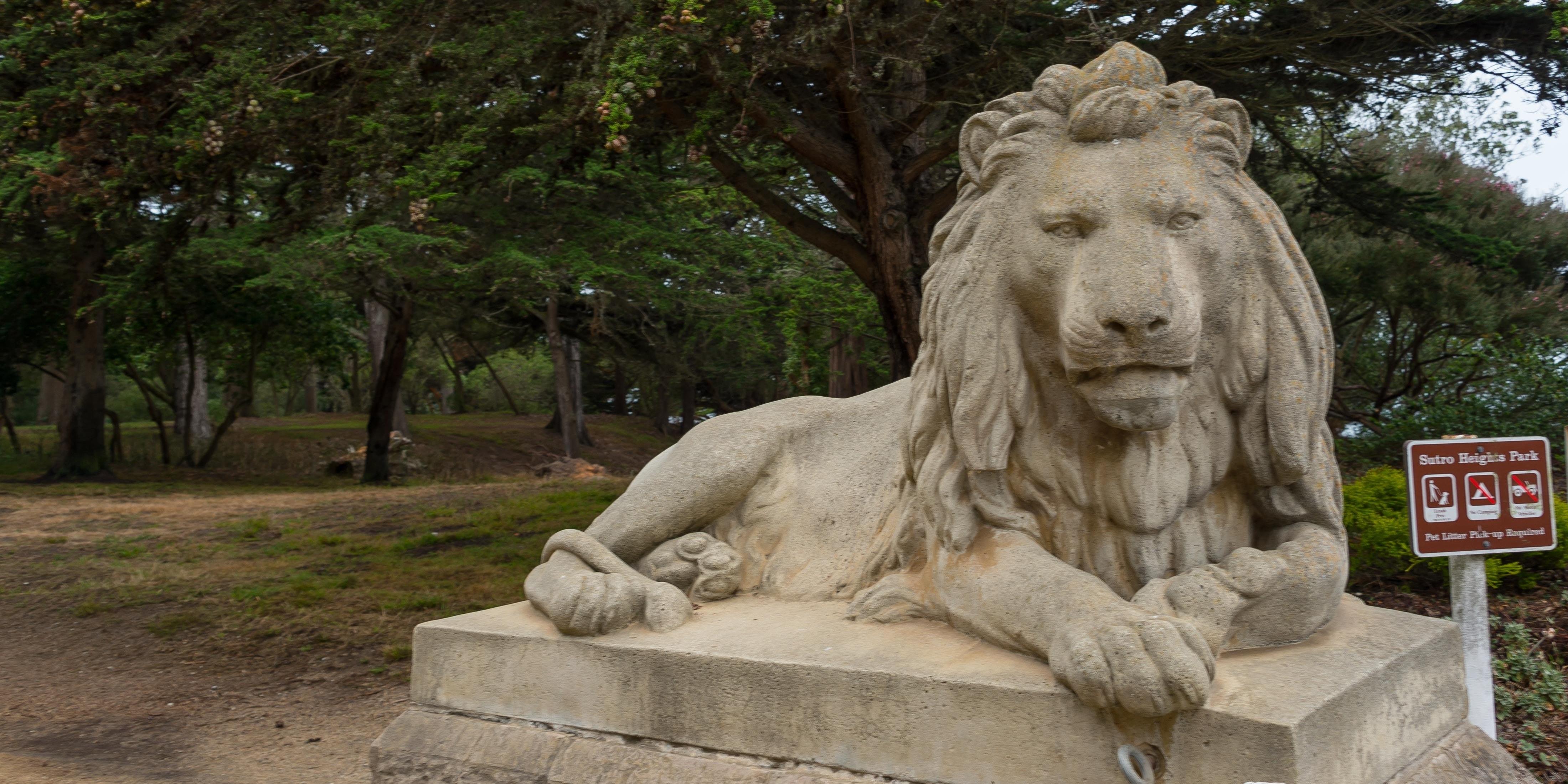 Lion statue at Sutro Heights Park