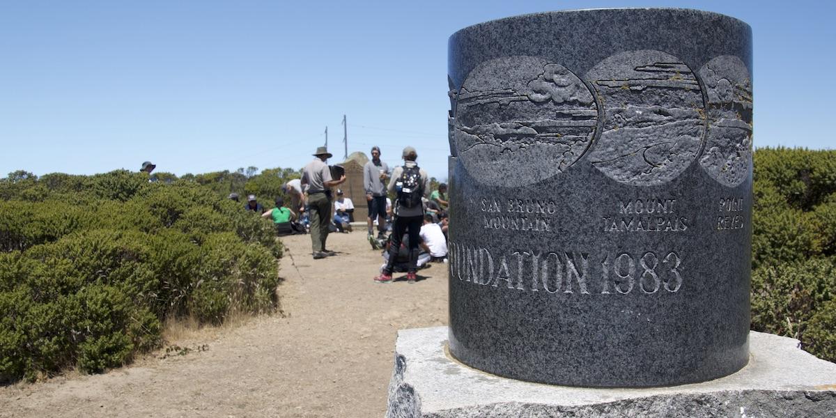 A cylinder-shaped plaque with information on the European discovery of San Francisco Bay during the Portola Expedition in 1769.