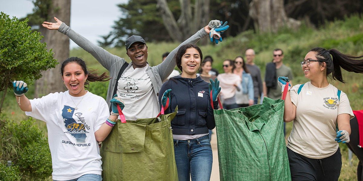 Volunteers Celebrate at Lands End volunteer; MLK Day