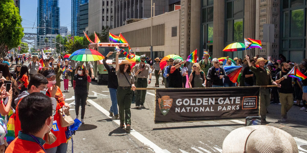 Golden Gate National Parks partners enter the parade at Beale and Market