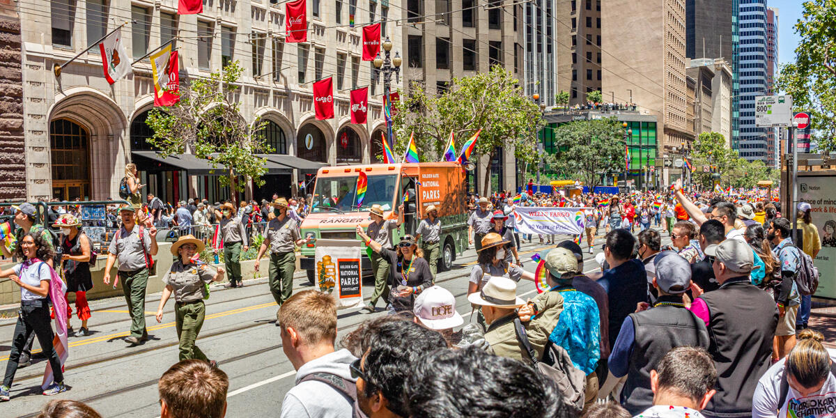The Golden Gate National Parks cohort marches down Market st. at the 2022 SF Pride parade.