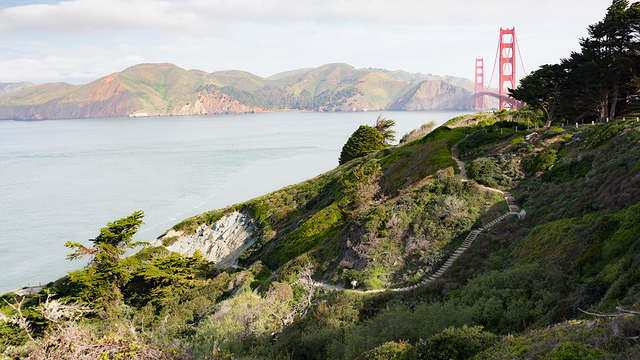 Batteries to Bluffs Trail