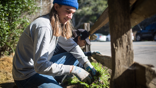 Muir Woods volunteer