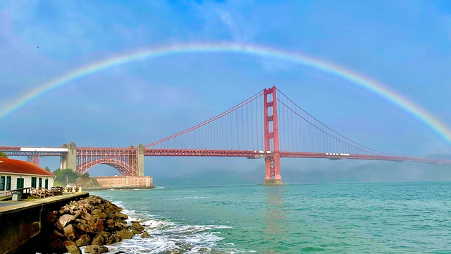 Rainbow above the Golden Gate Bridge. 