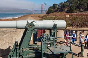 Ranger leads a demonstration at Battery Chamberlin