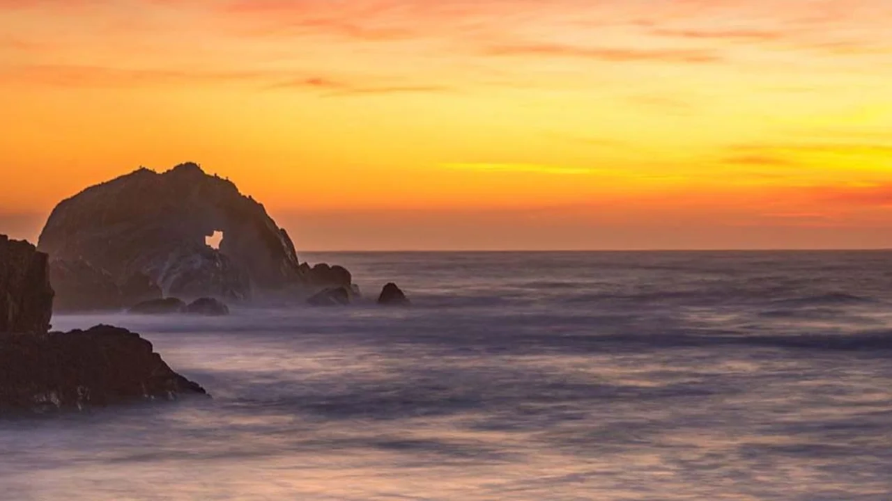 Heart rock at Lands End