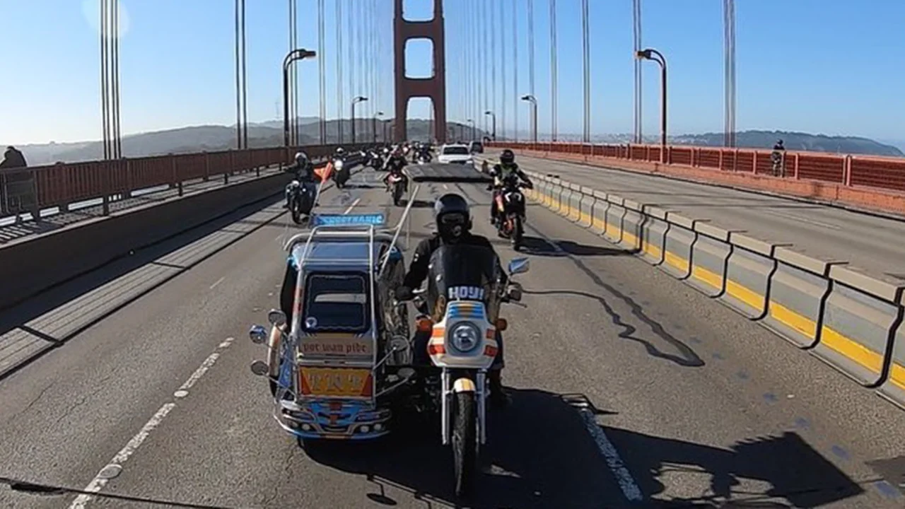 TNT Traysikel crossing Golden Gate Bridge