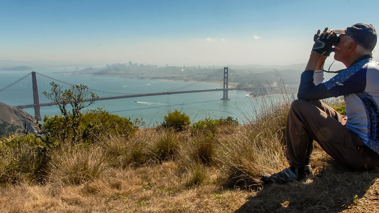 Spectacular views of Golden Gate from the Marin Headlands