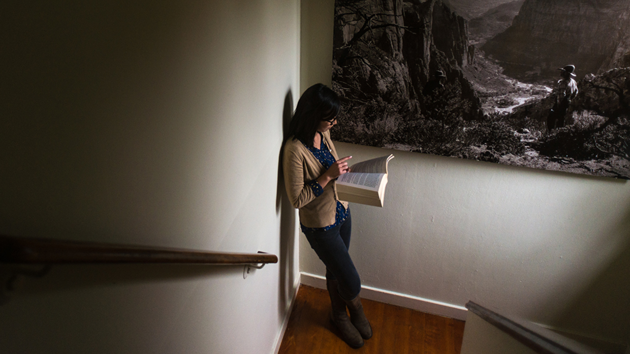 girl reading