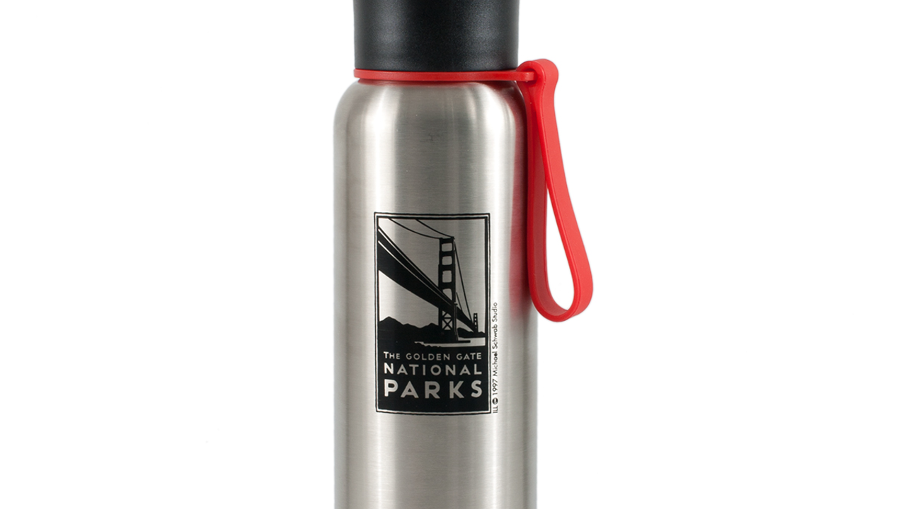 One side of a stainless steel water bottle featuring the "Golden Gate National Parks" Michael Schwab image outlined in black