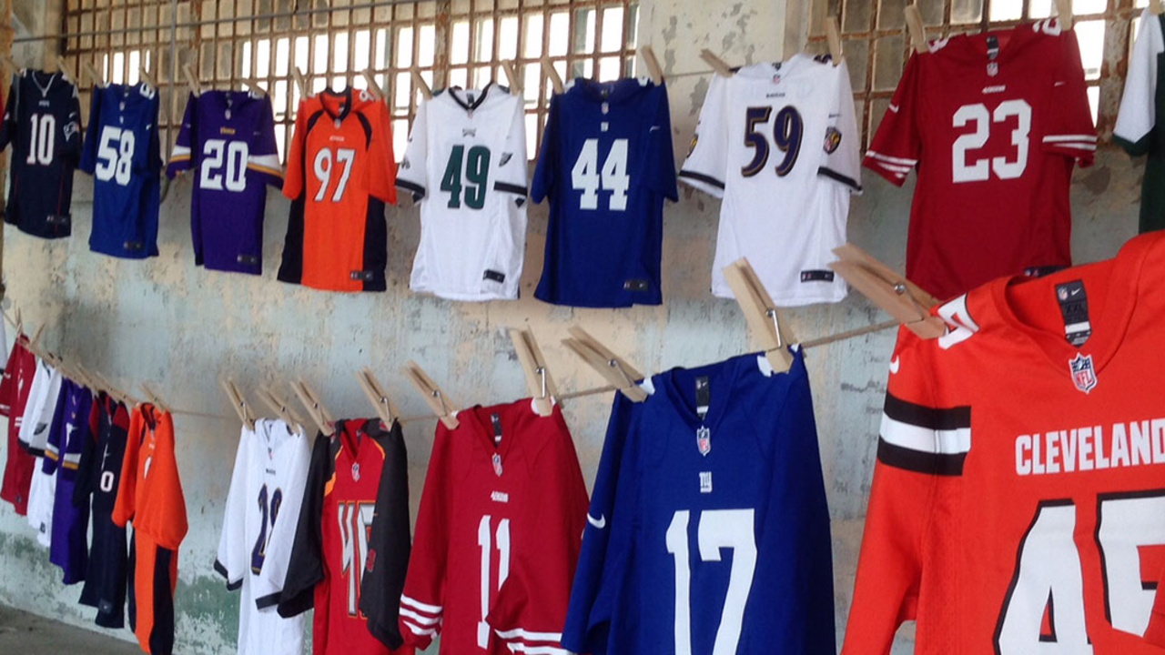 Shortening Art Exhibit on Alcatraz