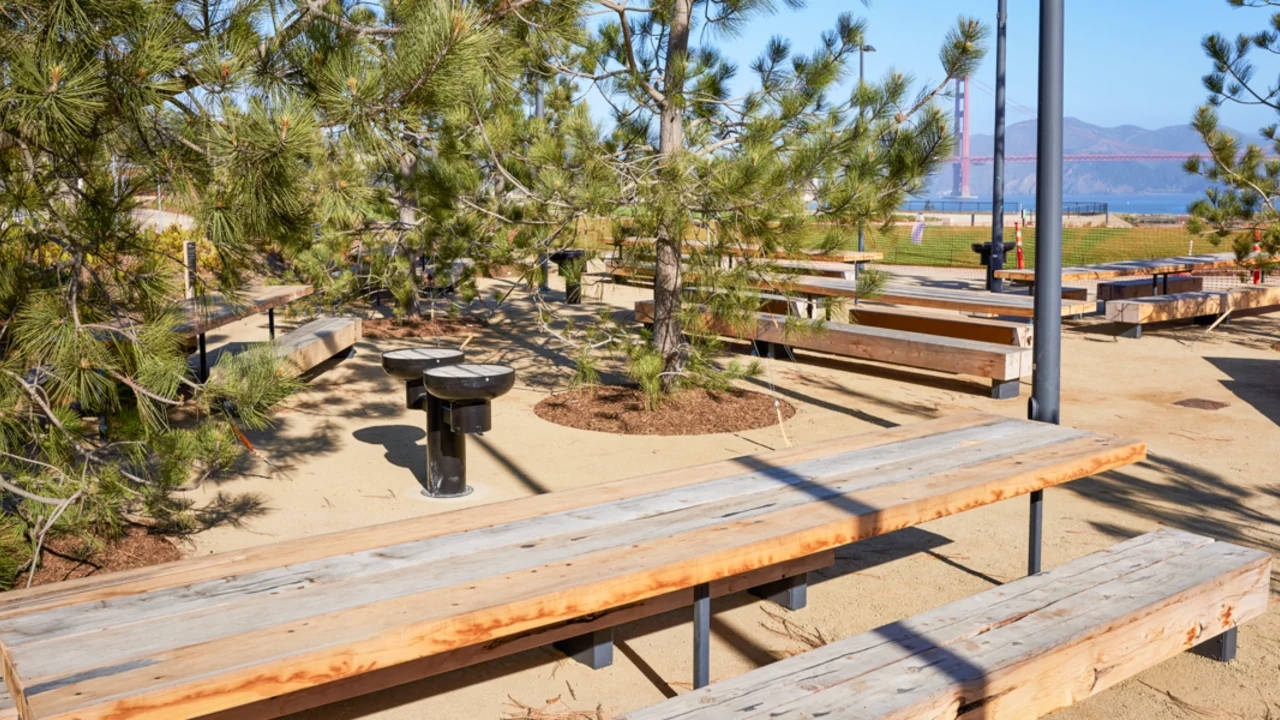 Tunnel Tops picnic benches and tables, a perfect place for lunch at the parks