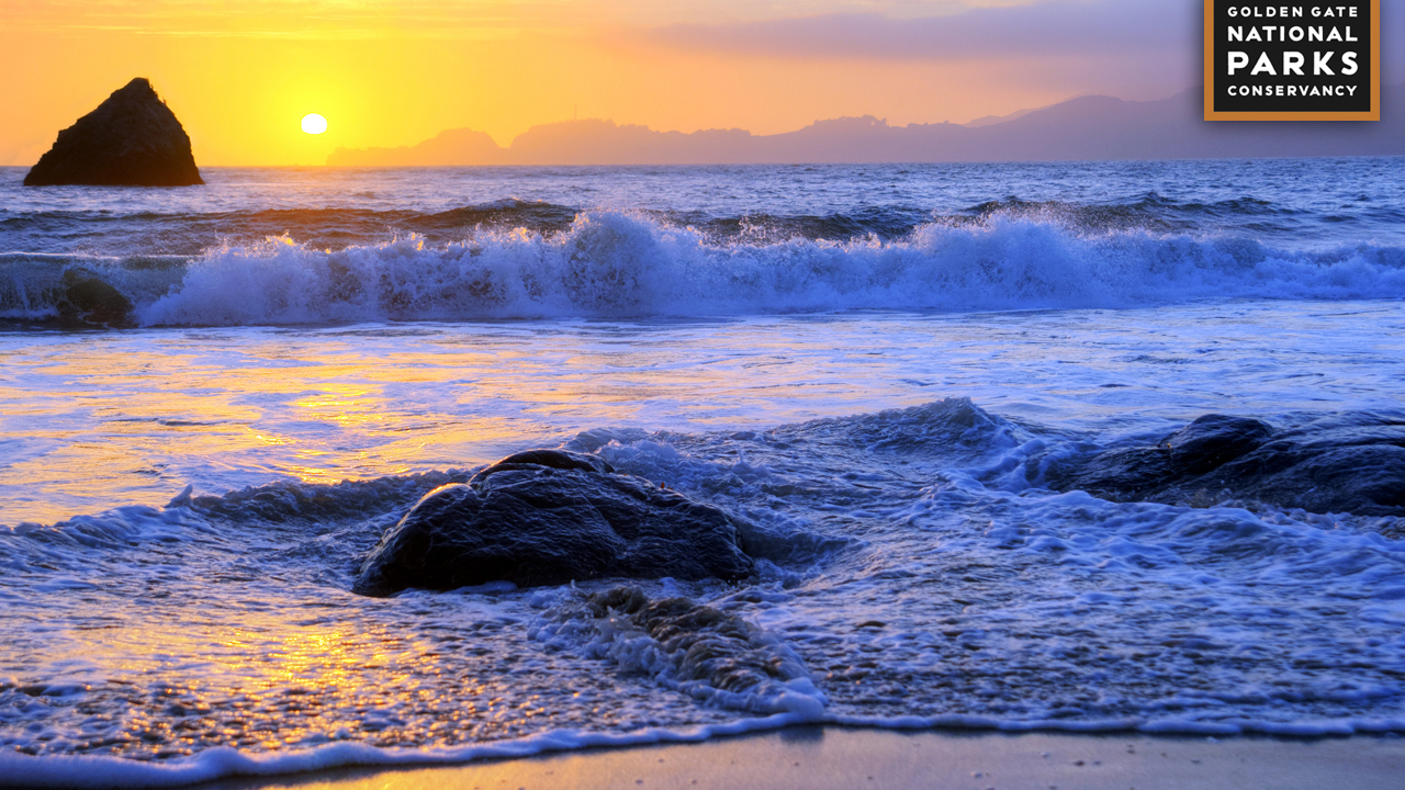 Desktop background: Sunset from Marshalls Beach