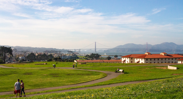 Visitors enjoying the Fort Mason lawn Visitors enjoying the Fort Mason lawn