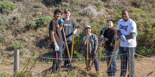 Teens Volunteering with Stewardship Trails Program